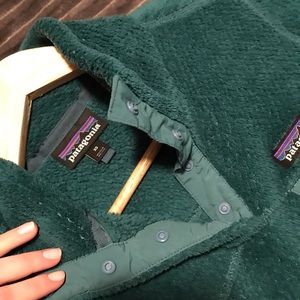 Patagonia teal fleece. Xs
